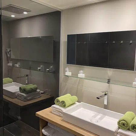 Wellness Eau De Roche 4*