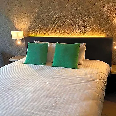 Hotel Wellness Eau De Roche 4*