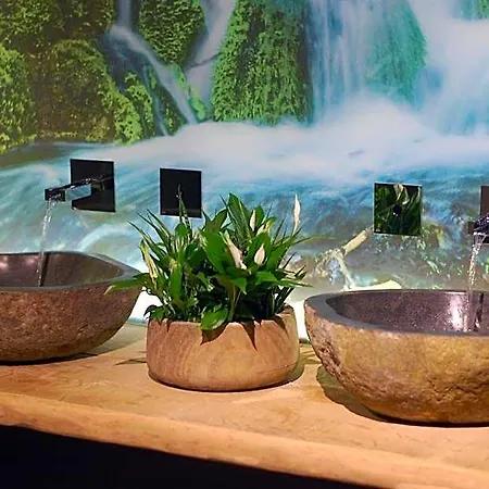 Wellness Eau De Roche Hotel