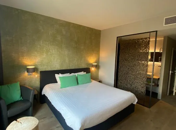 Hotel Wellness Eau De Roche 4*